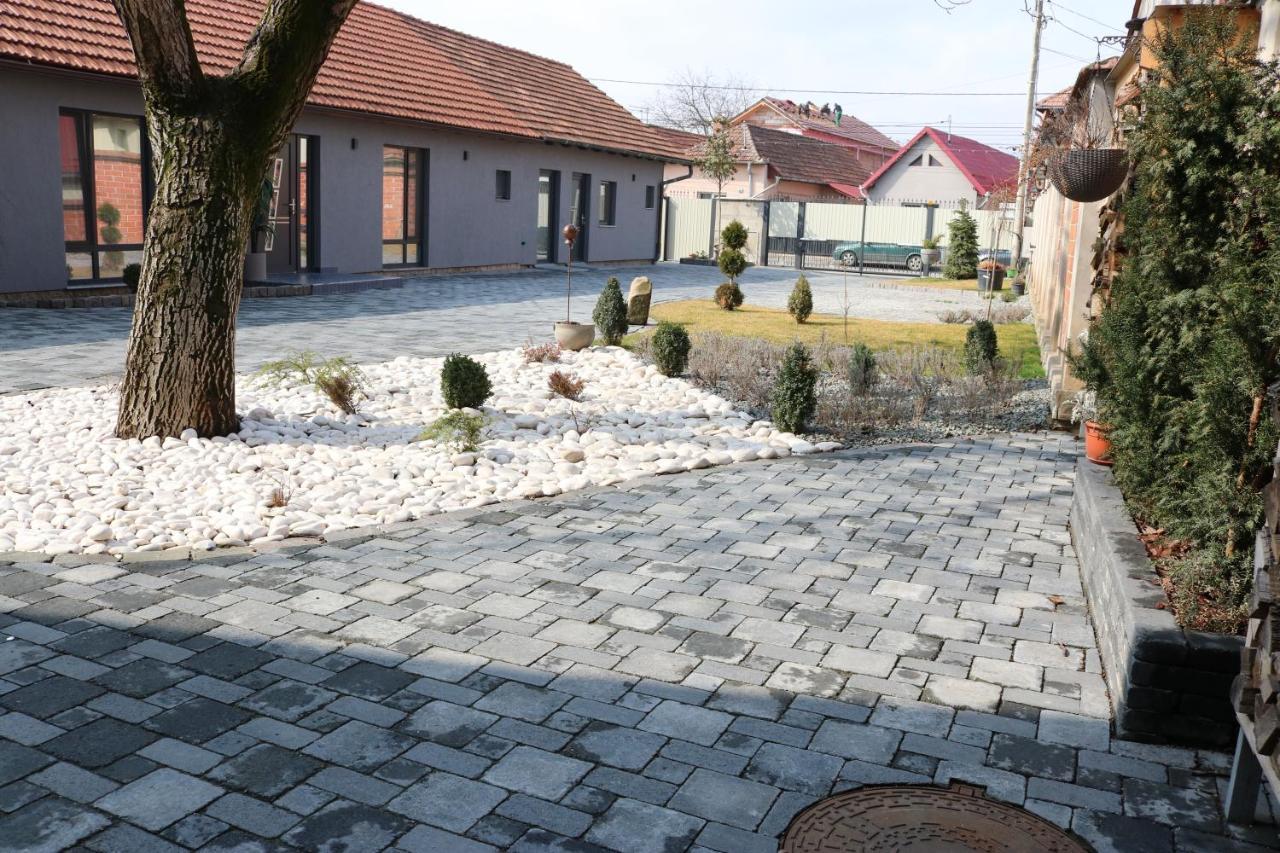 Apartament Travel La Casa Piano House,Cu Parcare Alba Iulia Exterior photo
