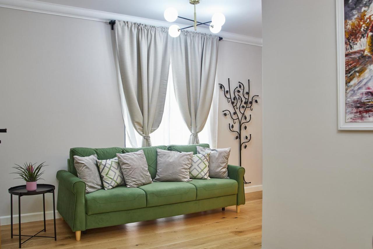 Apartament Travel La Casa Piano House,Cu Parcare Alba Iulia Exterior photo